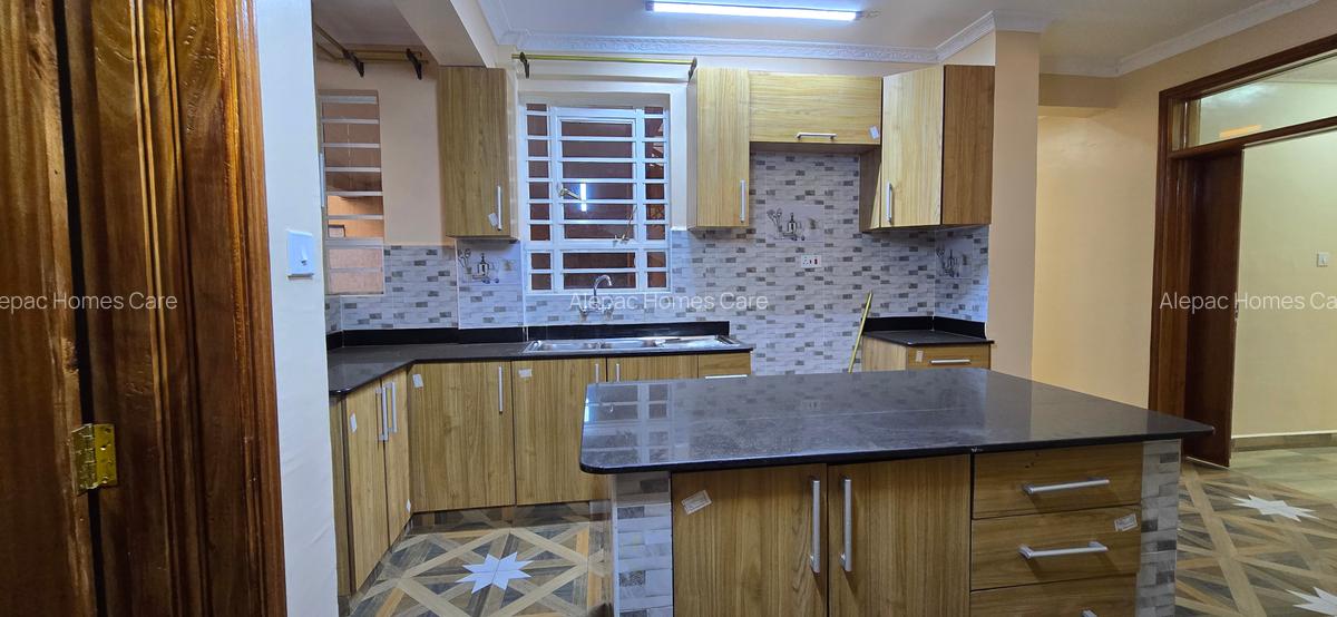 5 Bed Townhouse with En Suite at Eastern Bypass - 4