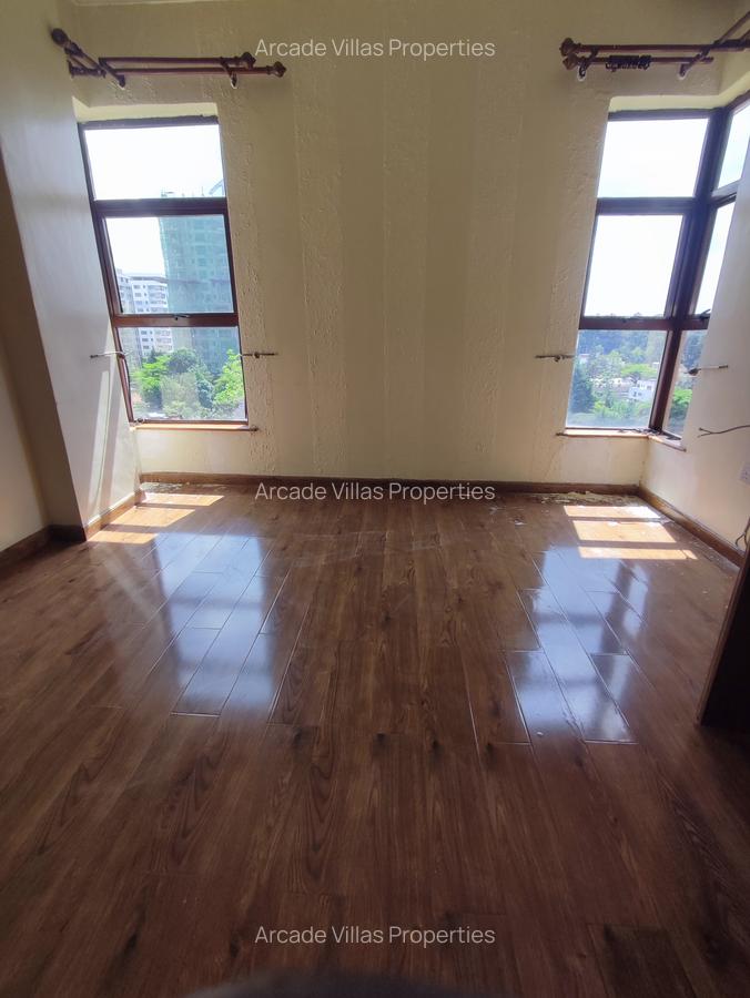 3 Bed Apartment with En Suite at Kileleshwa - 4