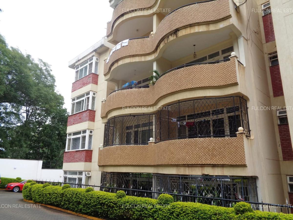 3 Bed Apartment with En Suite in Westlands Area - 14