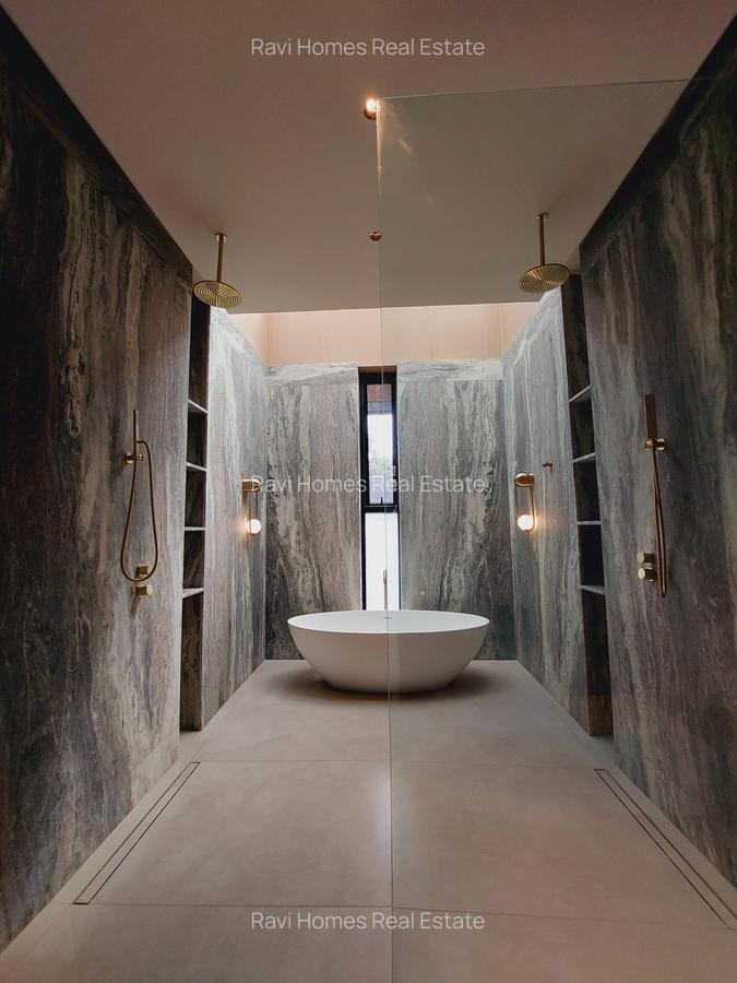 5 Bed Apartment with En Suite in Westlands Area - 8