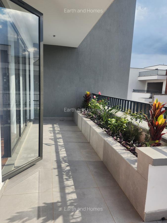 4 Bed Townhouse with En Suite at Langata Link Road - 9