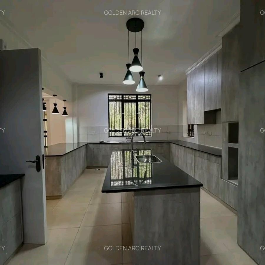 4 Bed Townhouse with En Suite in Karen - 6
