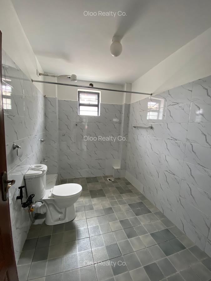 3 Bed Apartment with En Suite at Kabiria Road - 8