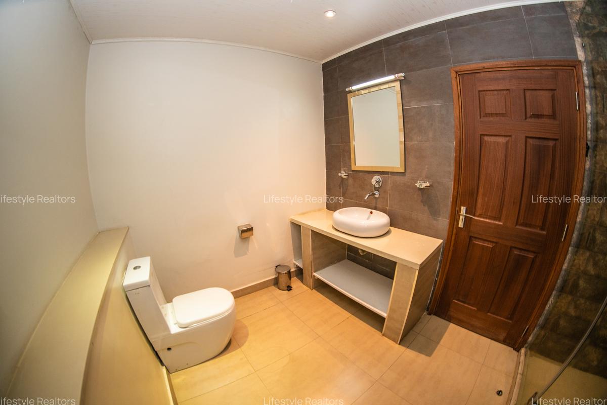 2 Bed Apartment at Vanga Road - 20