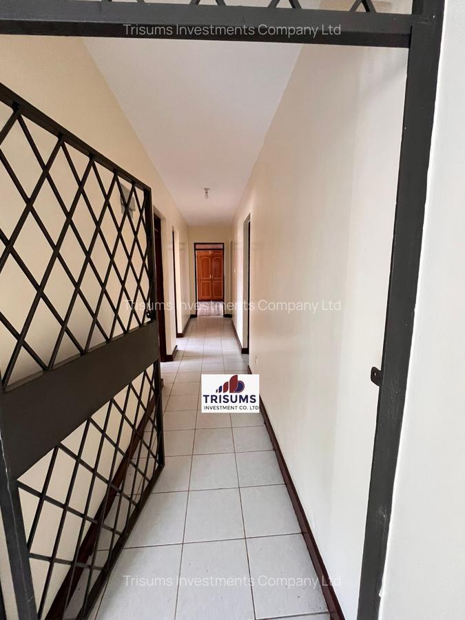 4 Bed Apartment with En Suite at Rhapta Road - 12