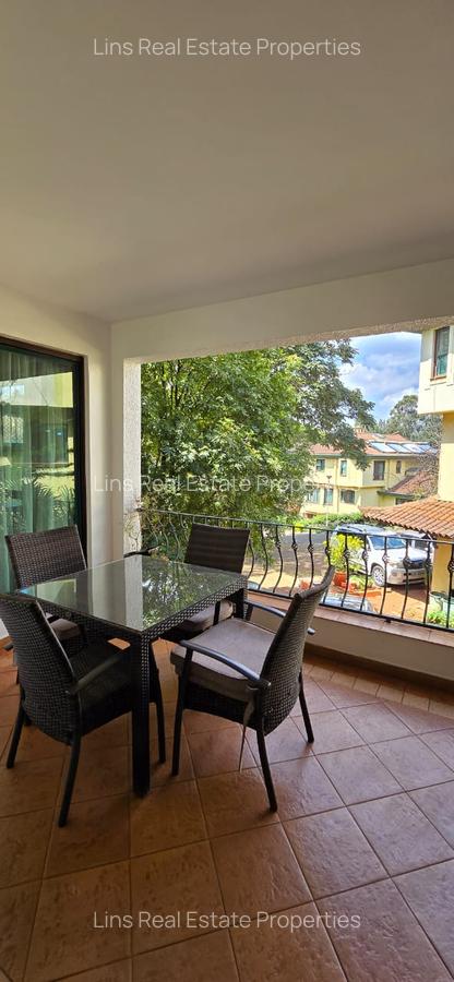 4 Bed Townhouse with En Suite in Kyuna - 11