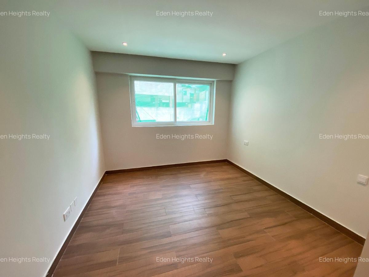 2 Bed Apartment with En Suite in General Mathenge - 7