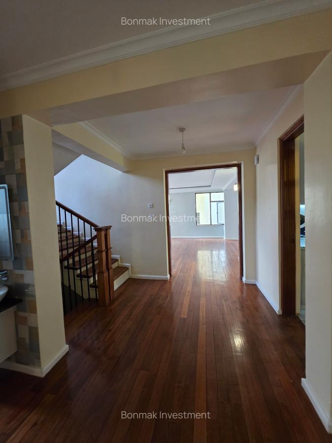 5 Bed Townhouse with En Suite at Lavington Green - 5