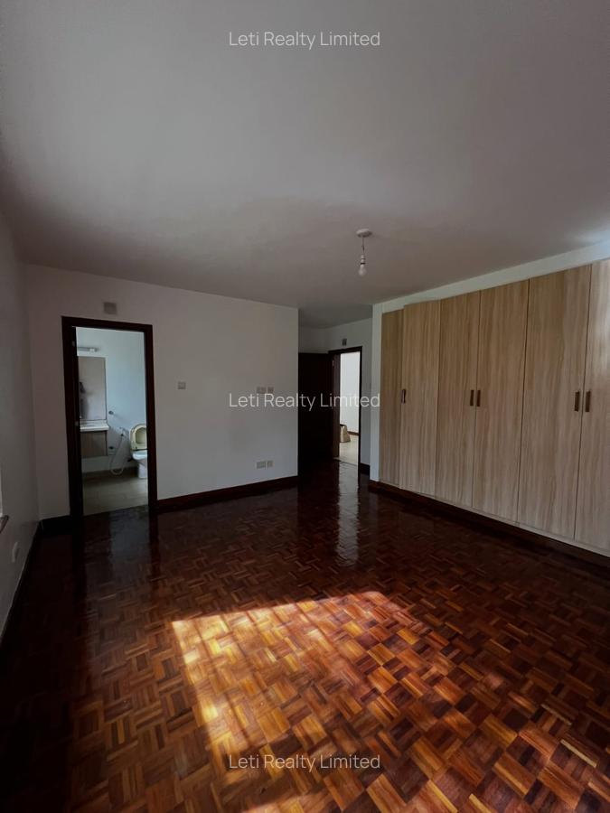 5 Bed Townhouse with En Suite in Kileleshwa - 13