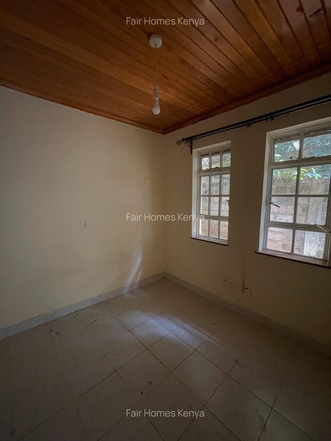 5 Bed Townhouse with En Suite at Lavington Green - 8