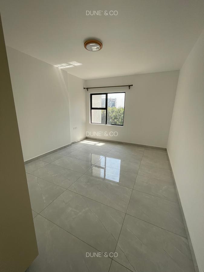 3 Bed Apartment with En Suite in Westlands Area - 12