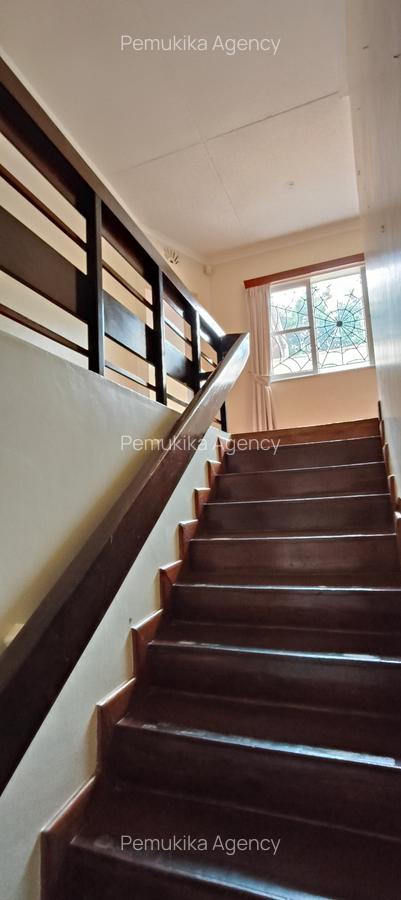 5 Bed House with En Suite at Redhill Road - 12