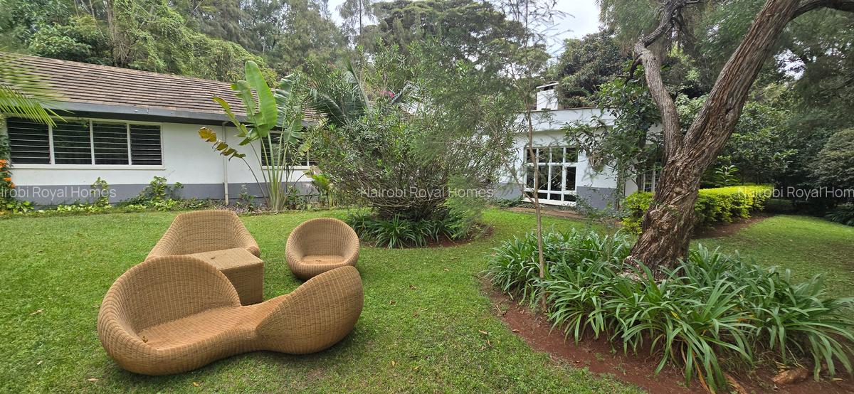 4 Bed House with En Suite at Loresho Road - 20