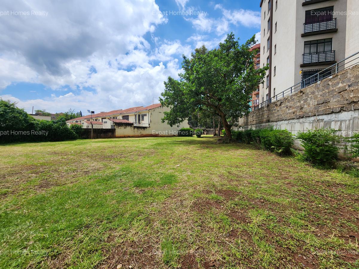 Commercial Property with Parking in Kilimani - 1