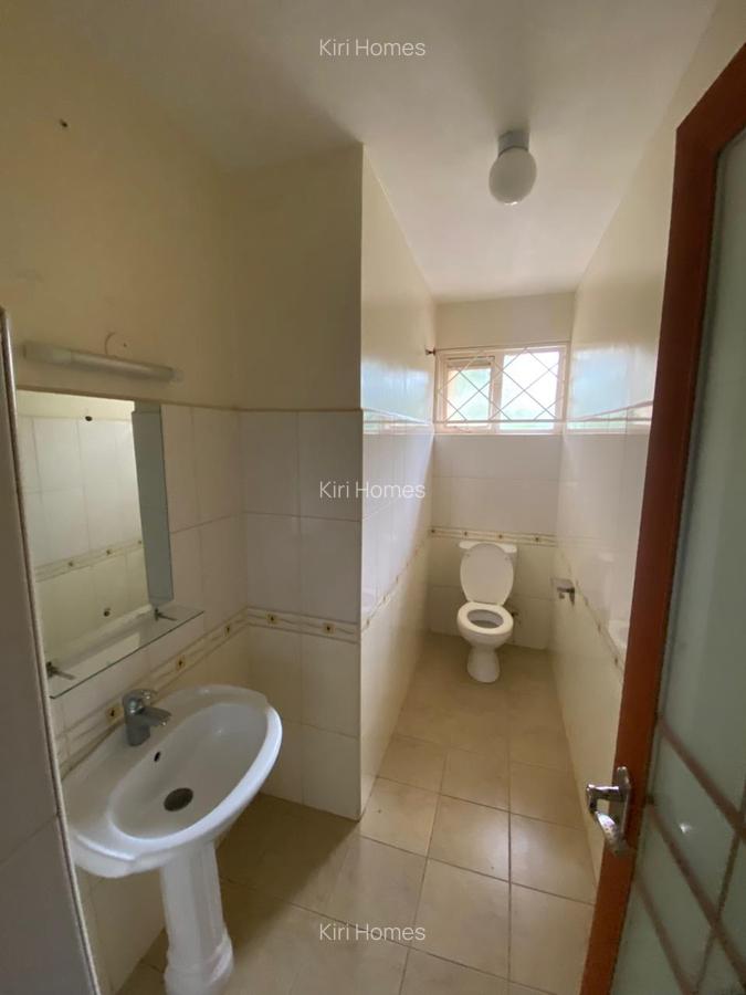 4 Bed Townhouse with En Suite in Runda - 8