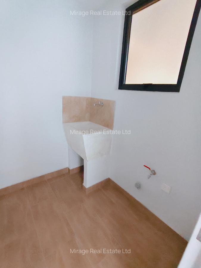 2 Bed Apartment with Swimming Pool in Garden Estate - 10