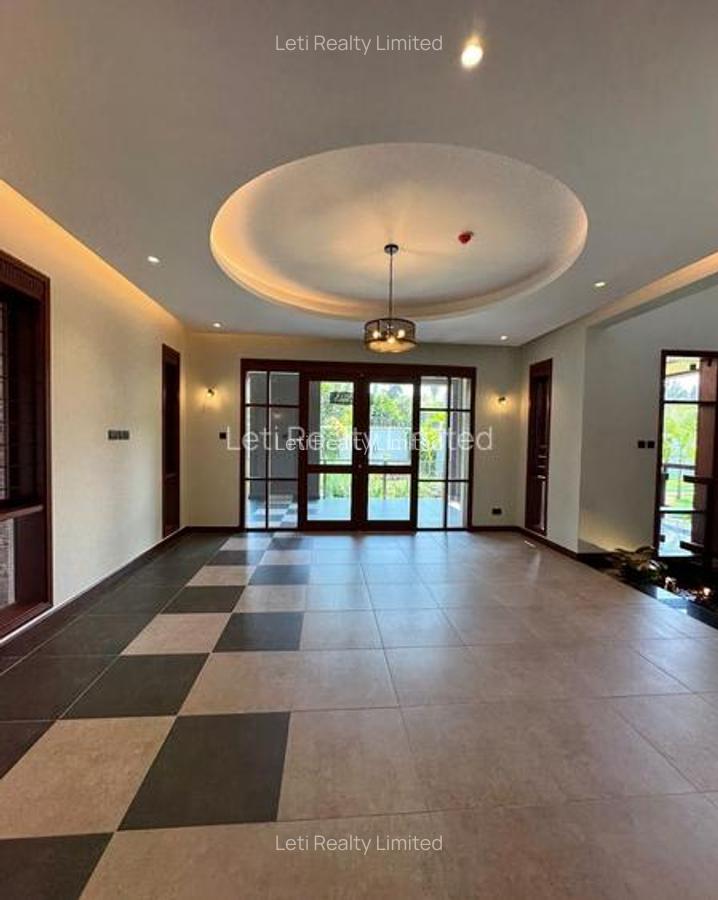 5 Bed House with En Suite in Runda - 7