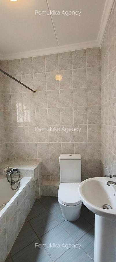5 Bed House with En Suite at Redhill Road - 15