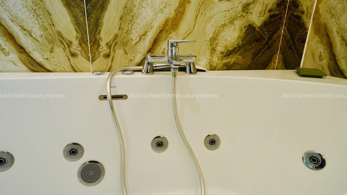 4 Bed Apartment with En Suite at 2026-510 4 Bed A Re - 19