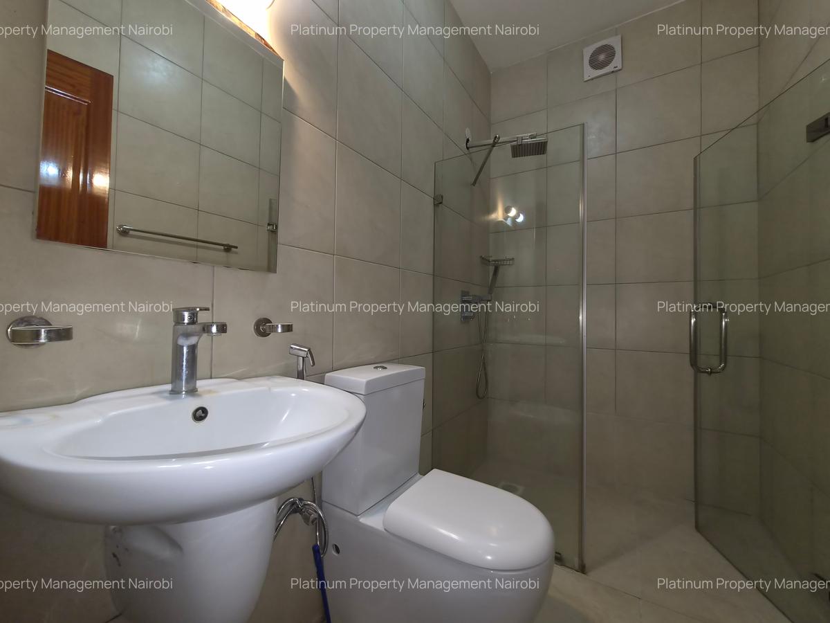 4 Bed Apartment with En Suite at Second Parklands - 10