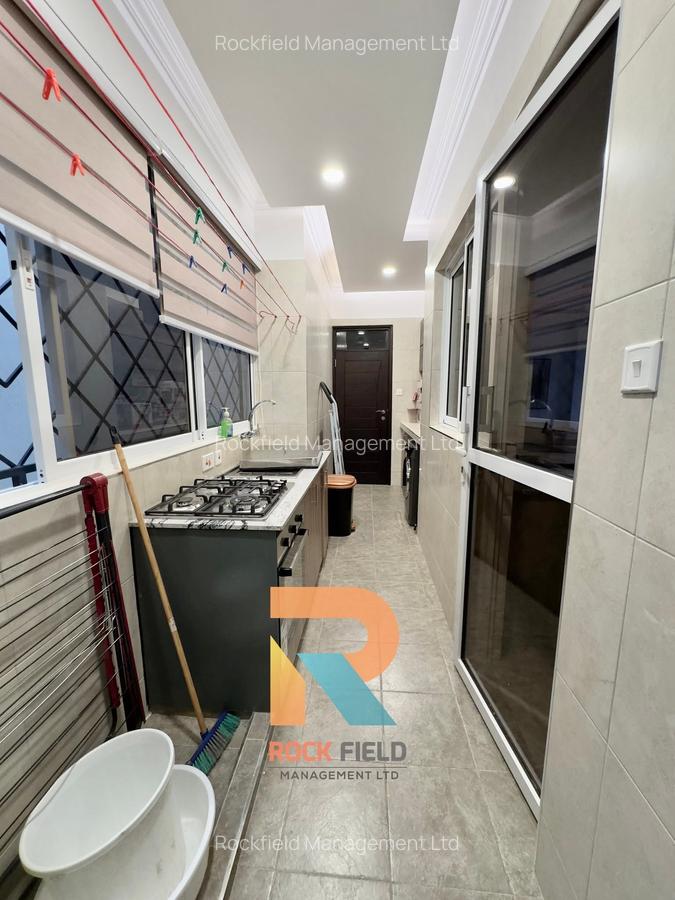 Furnished 2 Bed Apartment with En Suite in Brookside - 19