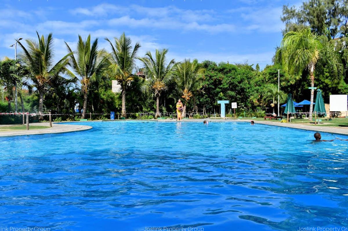 1 Bed Apartment with En Suite in Nyali Area - 5
