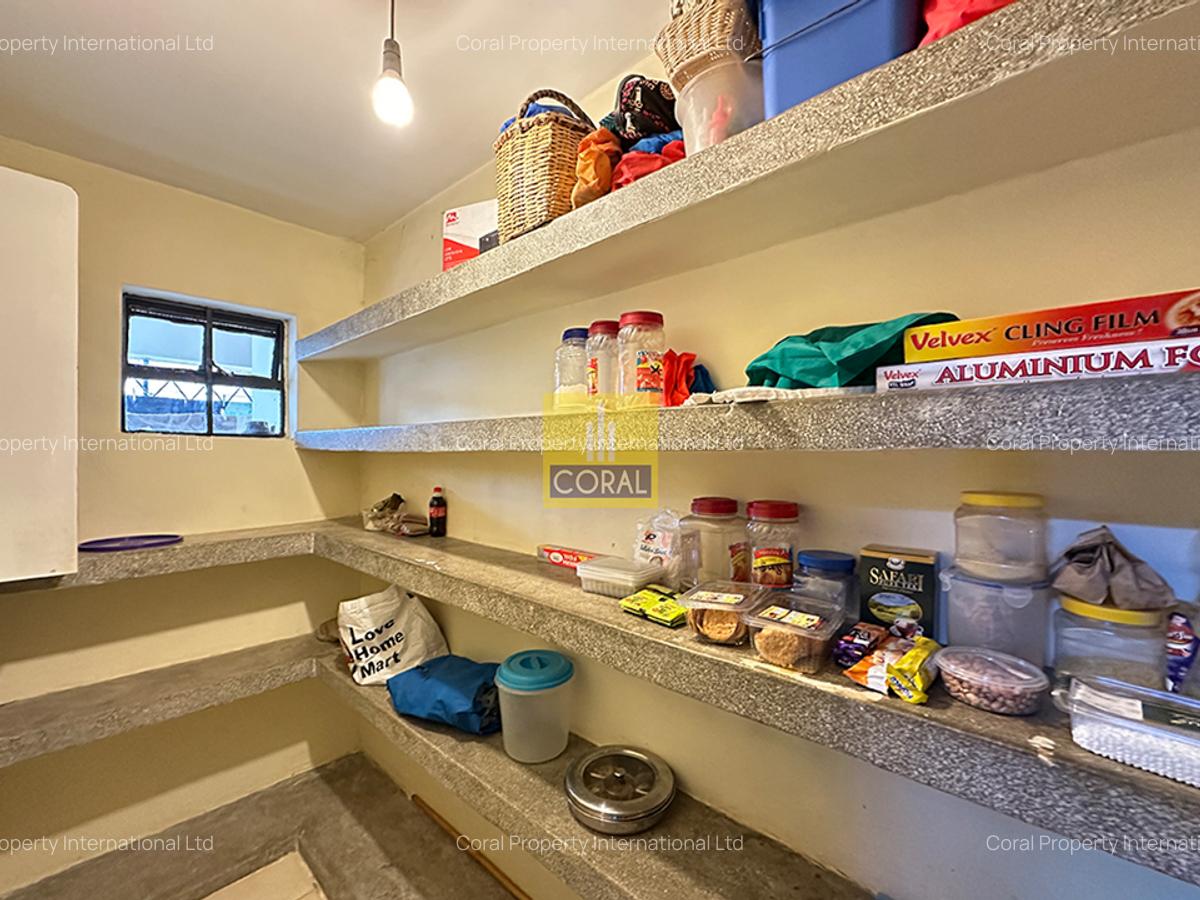 3 Bed Apartment in Parklands - 6