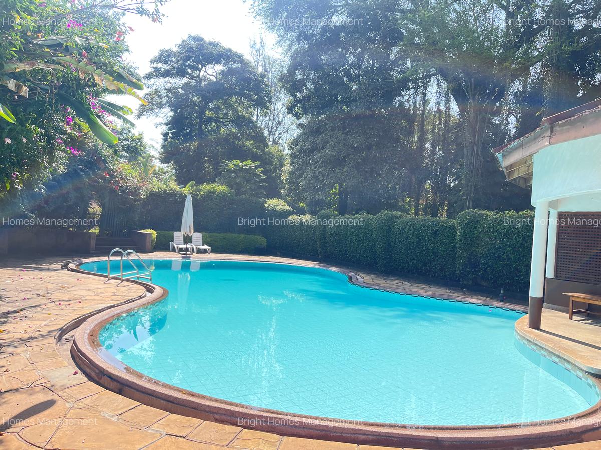 4 Bed Townhouse with En Suite in Lavington - 4
