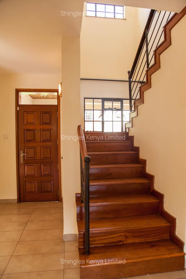 4 Bed Townhouse with En Suite at Njumbi Rd - 10