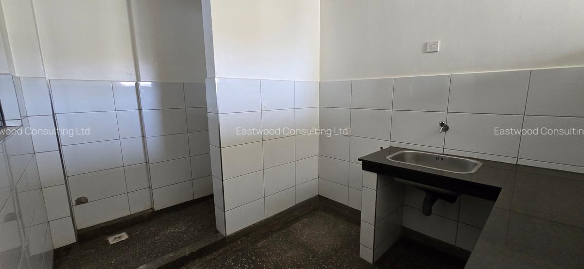 4 Bed Apartment with En Suite in Parklands - 4