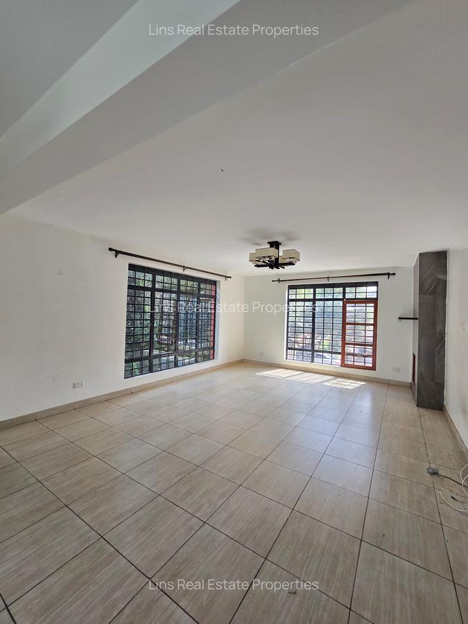 4 Bed Townhouse with En Suite in Runda - 5