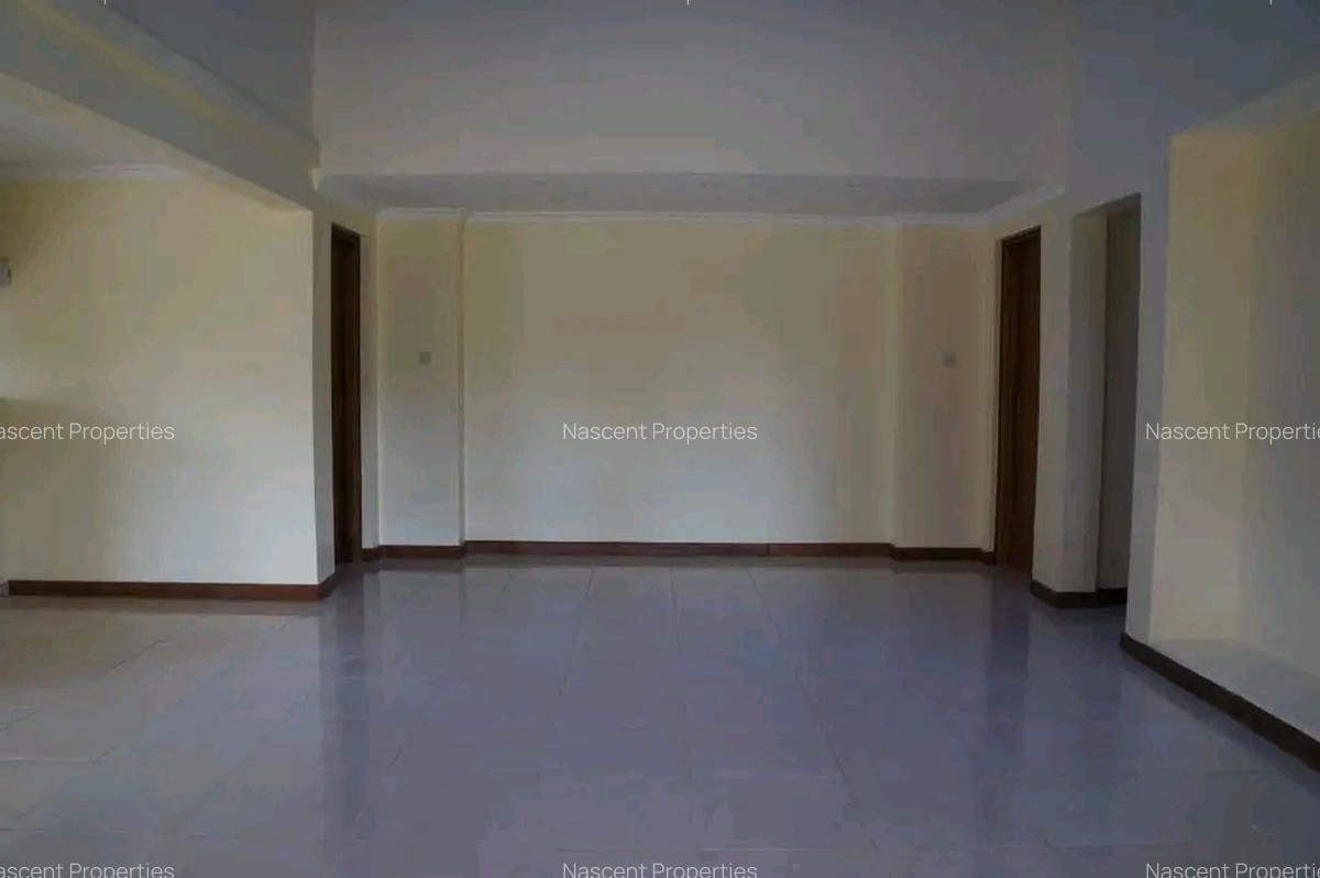 3 Bed House with En Suite in Nyari - 6