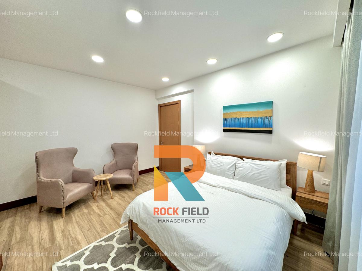 2 Bed Apartment with En Suite in Parklands - 9