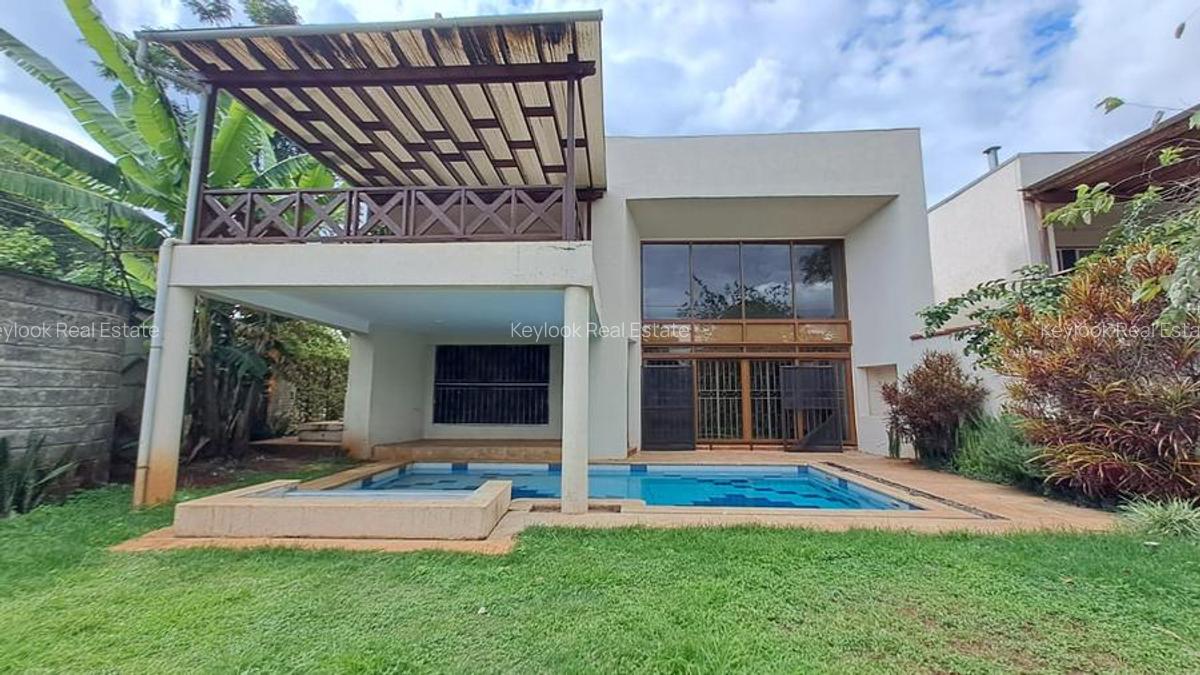 5 Bed Townhouse with En Suite at Lavington Green - 1