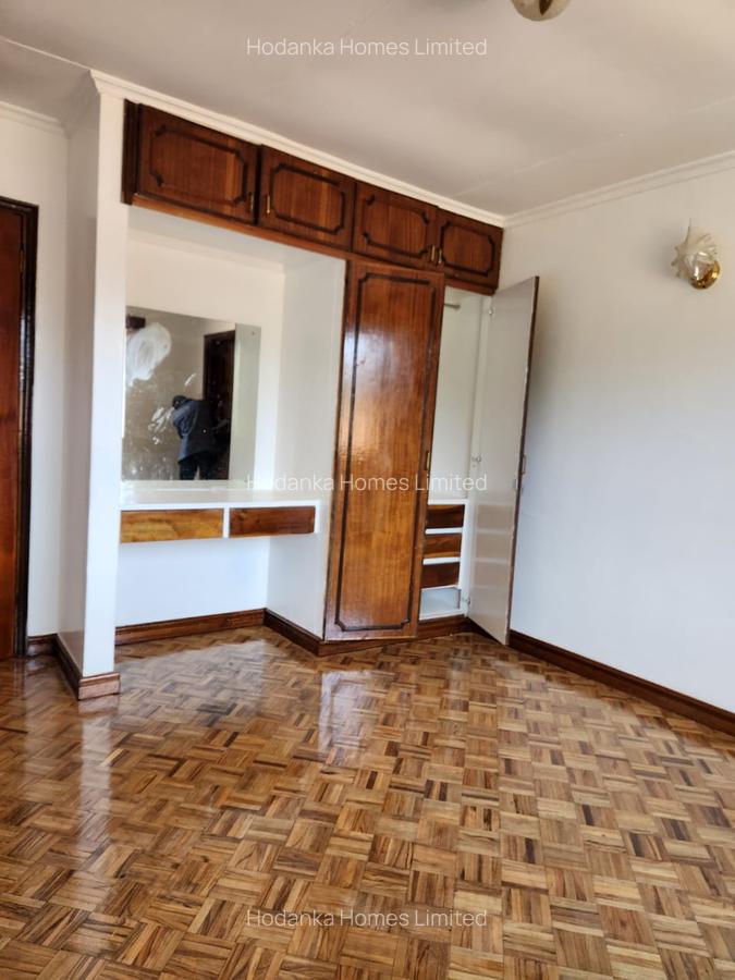 4 Bed Villa with En Suite in Lavington - 7