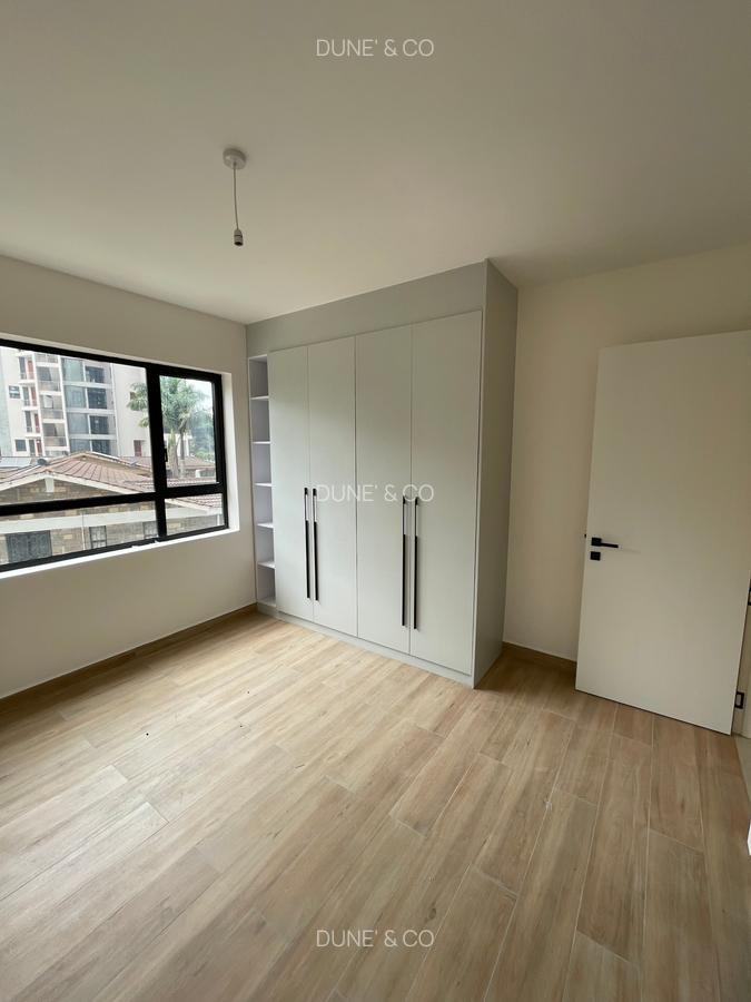 2 Bed Apartment with En Suite in Westlands Area - 17
