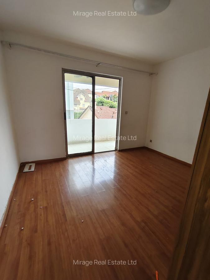 3 Bed Apartment with Swimming Pool in Kileleshwa - 4