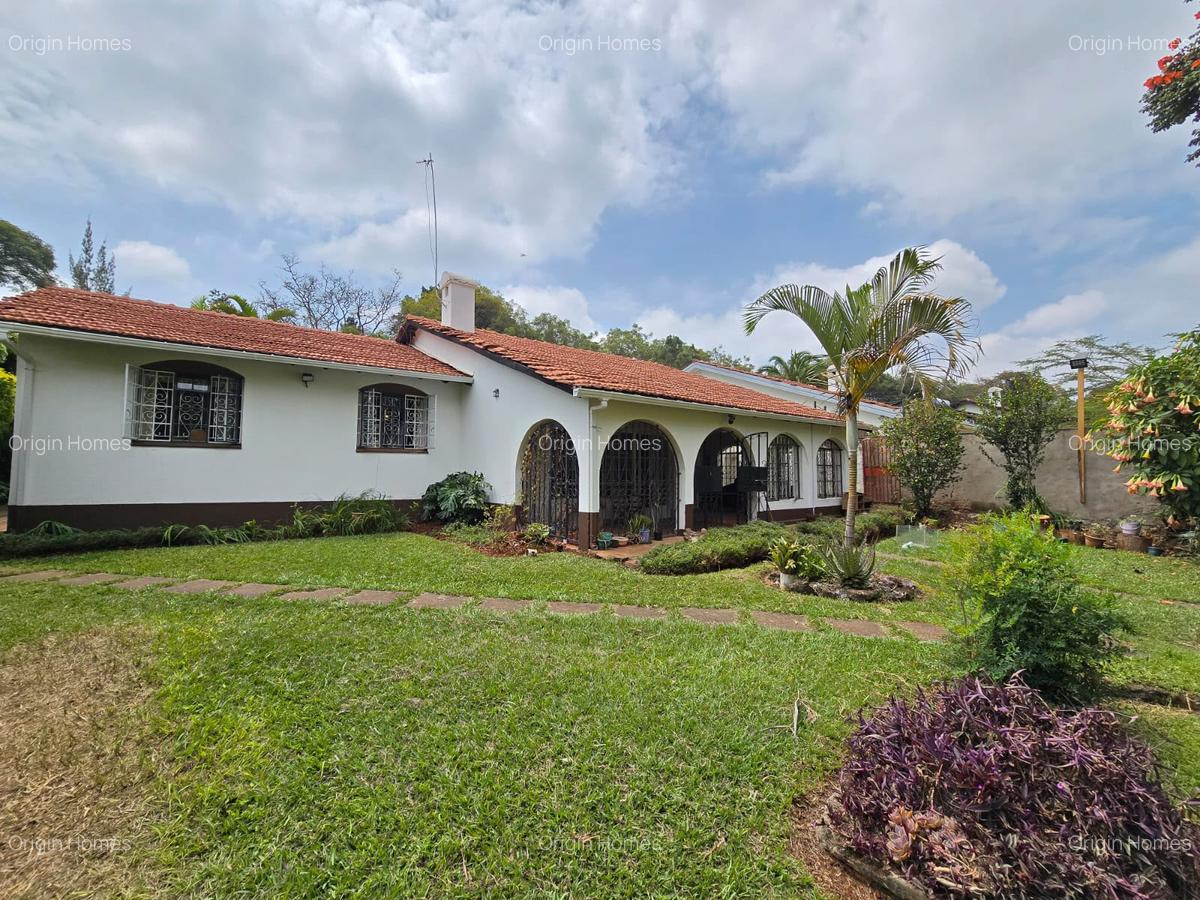 4 Bed House with En Suite in Loresho - 2