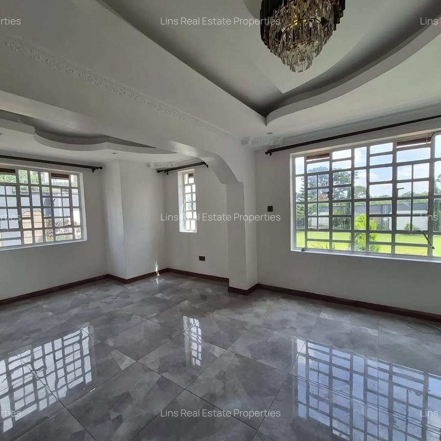 6 Bed House with En Suite in Runda - 13