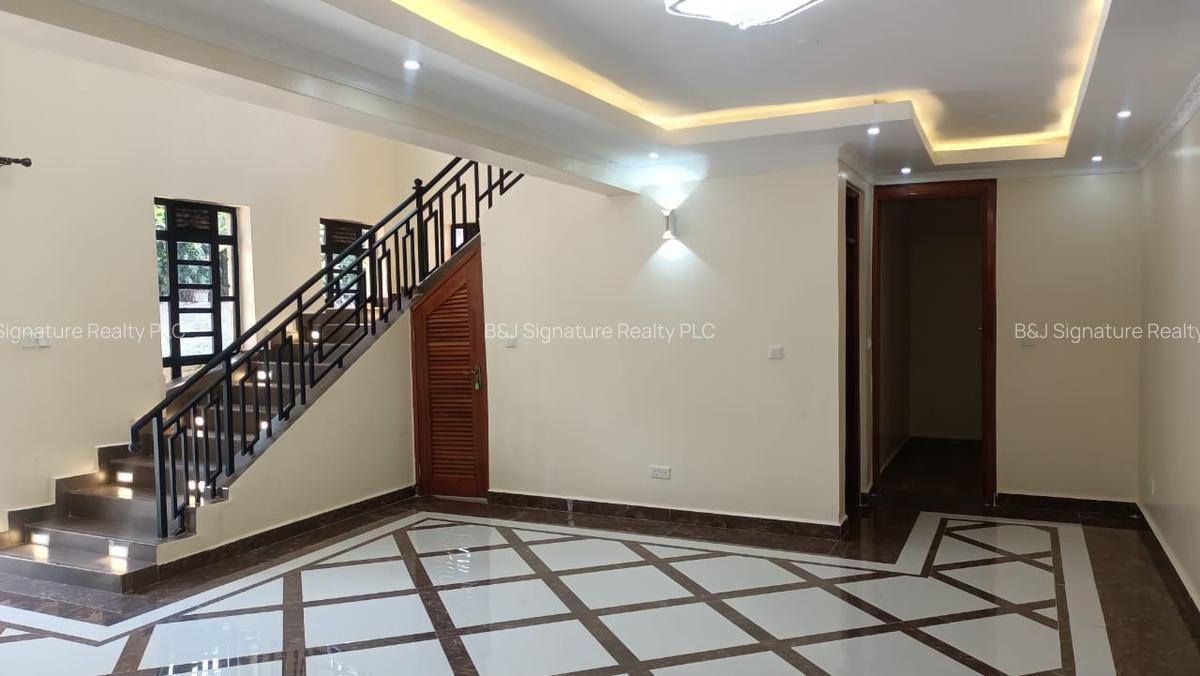 6 Bed House with En Suite in Kitisuru - 12