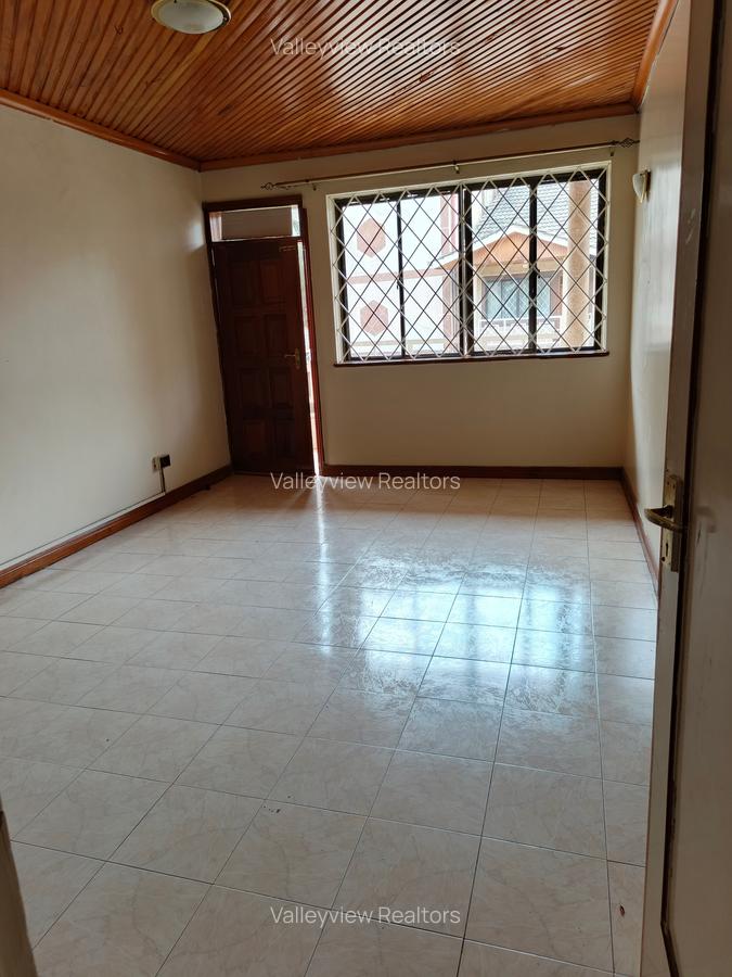 4 Bed Townhouse with En Suite at Kileleshwa - 15