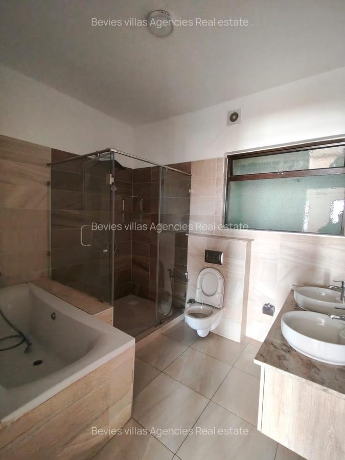 3 Bed Apartment with En Suite at Parklands - 3