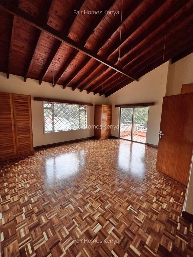 4 Bed Townhouse with En Suite at Gitanga Road - 16