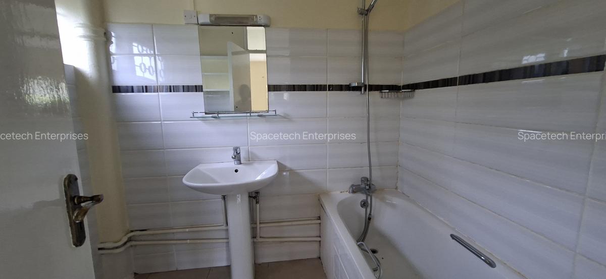 4 Bed House with Staff Quarters in Kyuna - 14