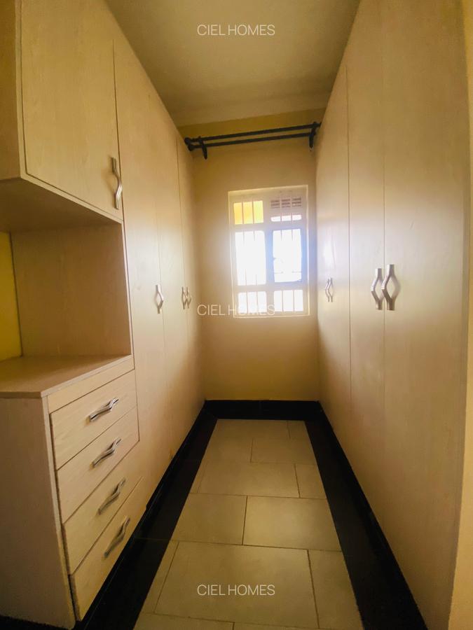 4 Bed Townhouse with En Suite in Ruiru - 20