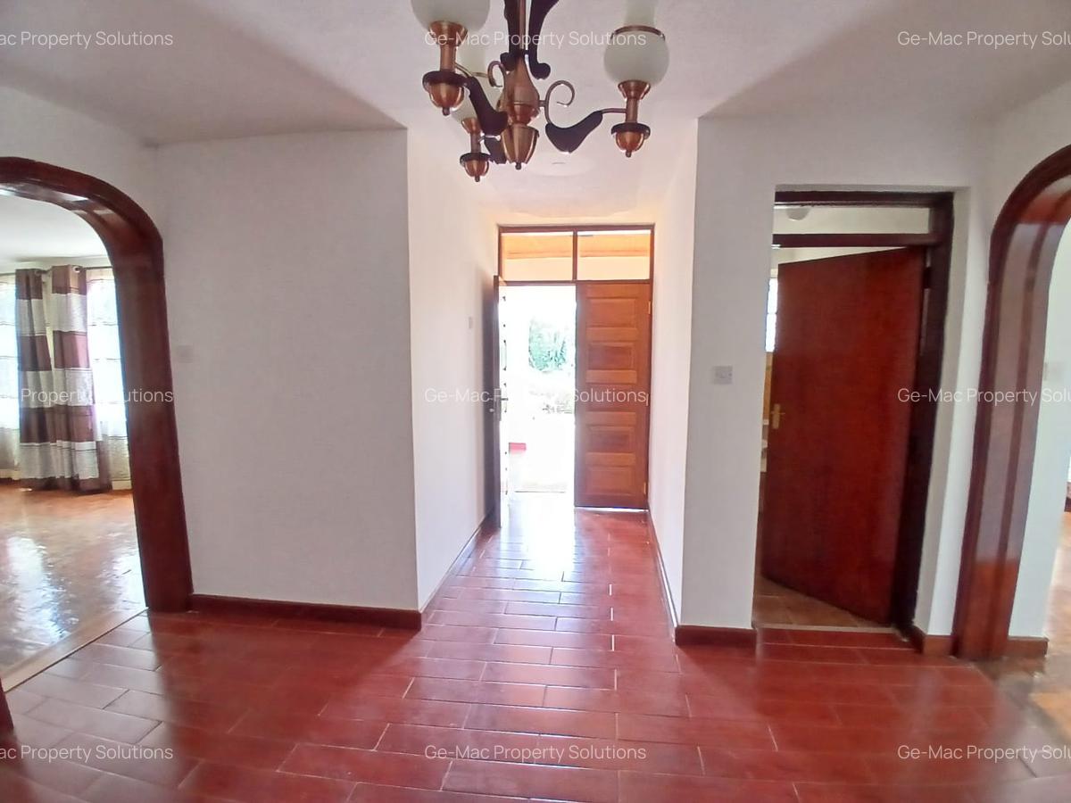 5 Bed House with En Suite in Runda - 15
