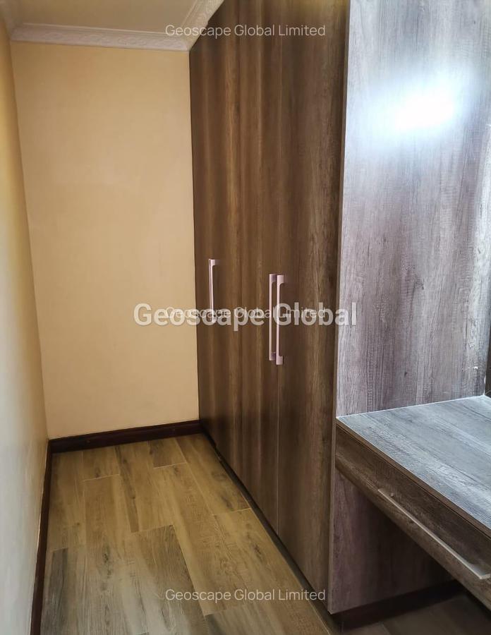 5 Bed Townhouse with En Suite in Lavington - 16