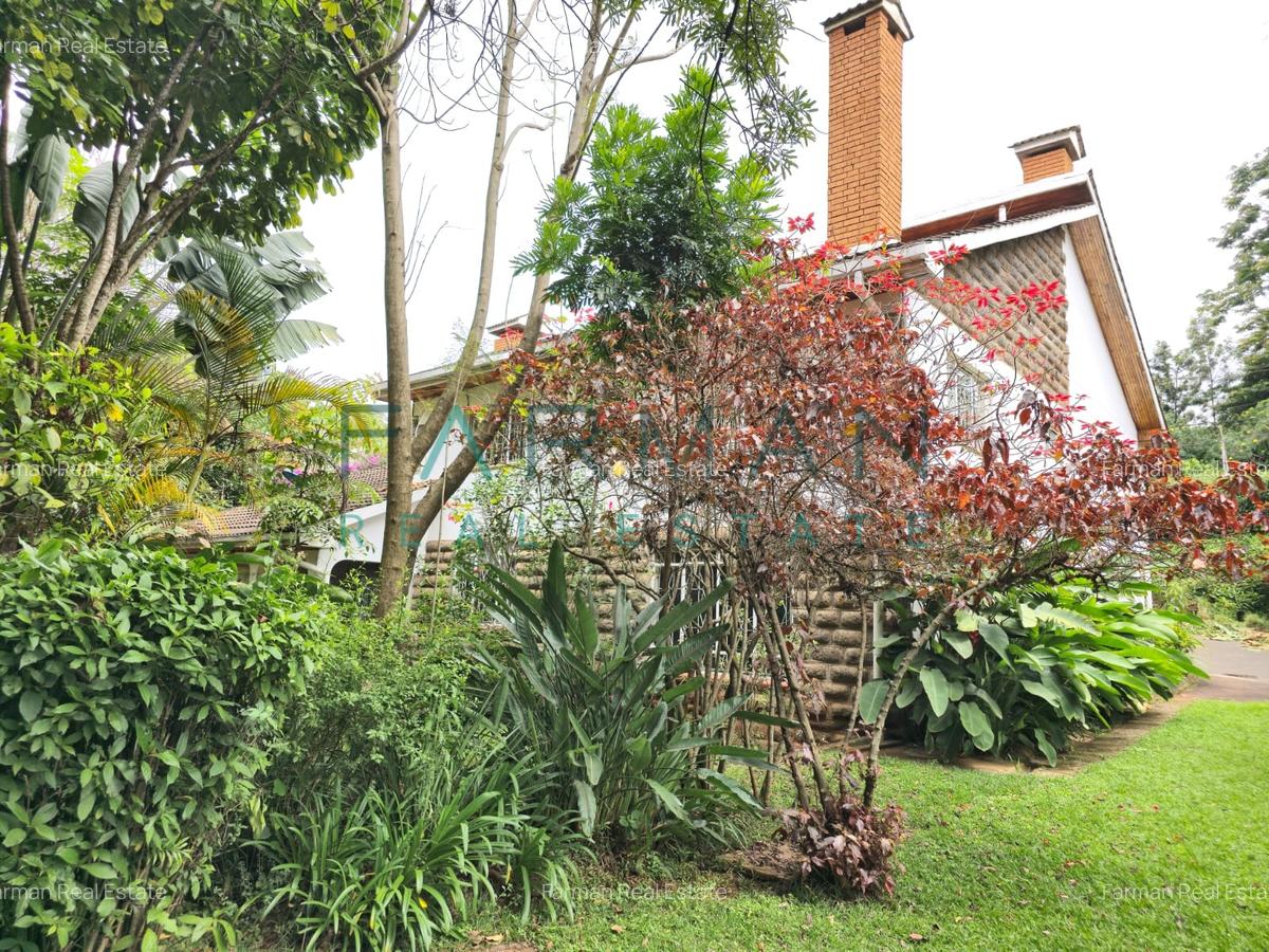 5 Bed House with En Suite in Kyuna - 1