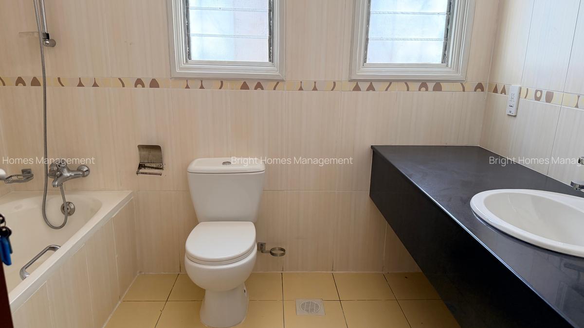 4 Bed Townhouse with En Suite in Muthaiga - 12