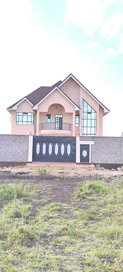 4 Bed House with En Suite in Kamakis - 1